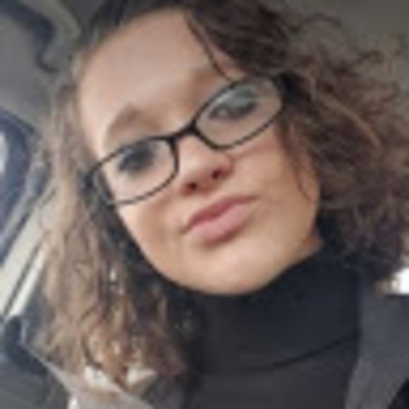 Meet your Posher, Cecilya - Picture 1 of 1